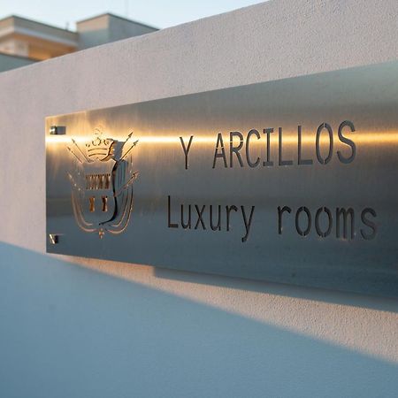 Y Arcillos Luxury Rooms Cin Ito75O35B4Ooo468O2 Lecce Exteriér fotografie