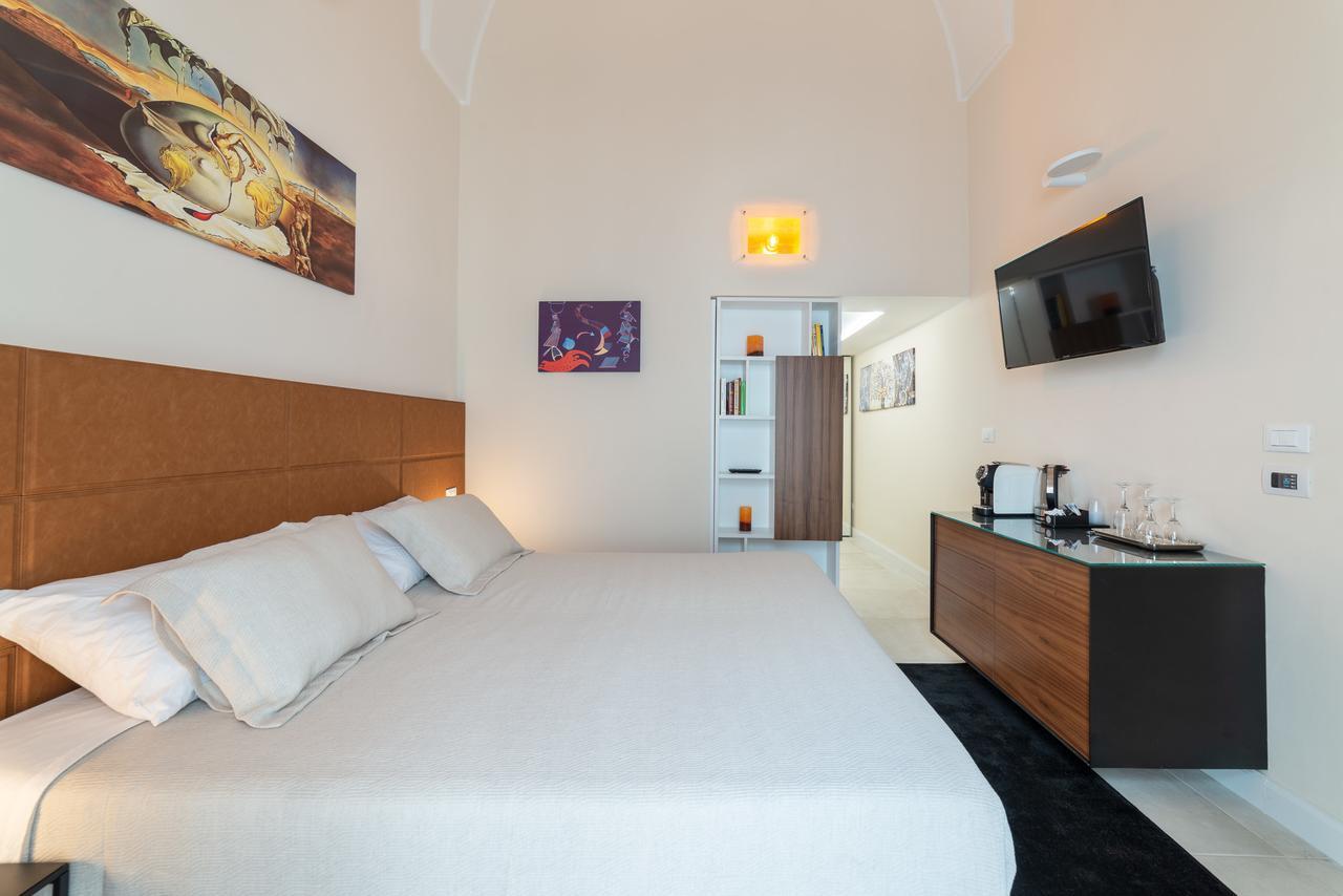 Y Arcillos Luxury Rooms Cin Ito75O35B4Ooo468O2 Lecce Exteriér fotografie