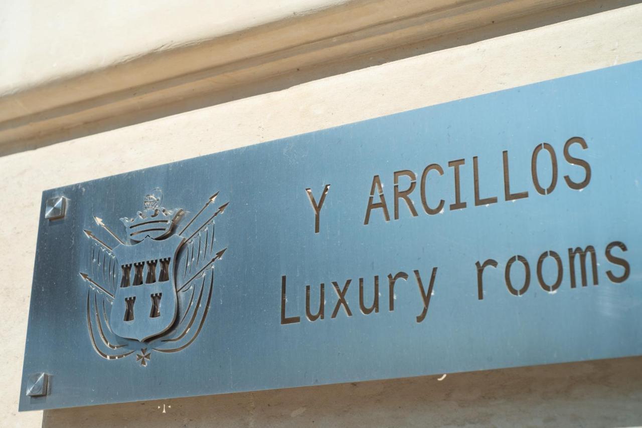 Y Arcillos Luxury Rooms Cin Ito75O35B4Ooo468O2 Lecce Exteriér fotografie